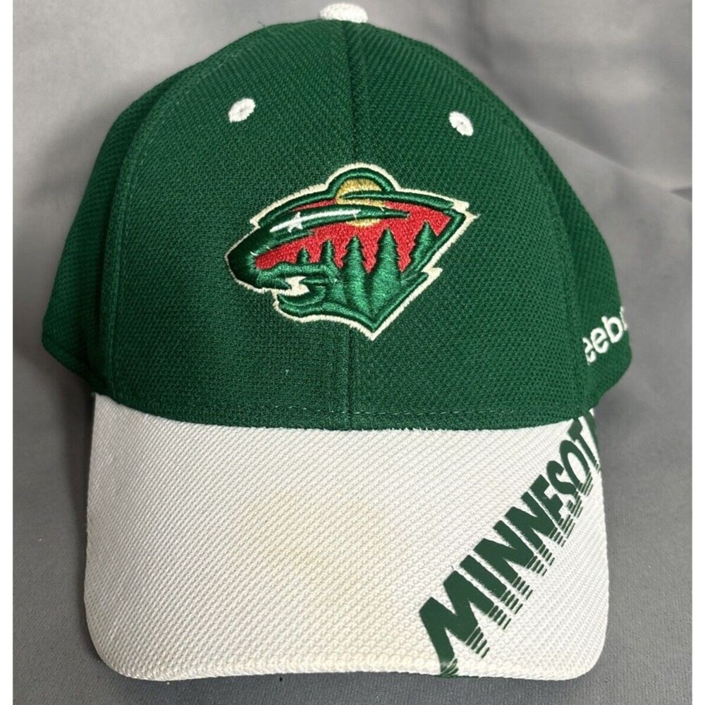 Minnesota Wild Hat Fitted Size S/M Reebok Center Ice NHL White Green Baseballcap